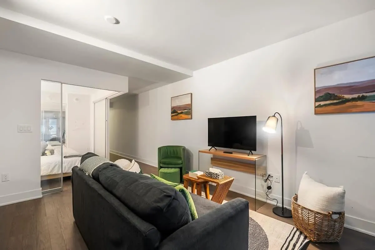 Modern Luxury Suite With King Bed In Downtown Toronto 0*,